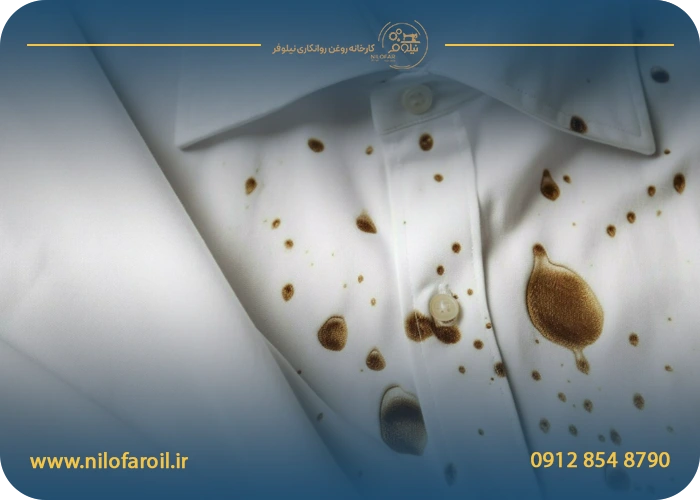 مقایسه بهترین روشهای پاک کردن روغن چرخ خیاطی از روی لباس